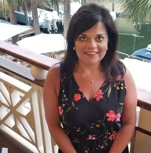 Meet your Posher, Alison